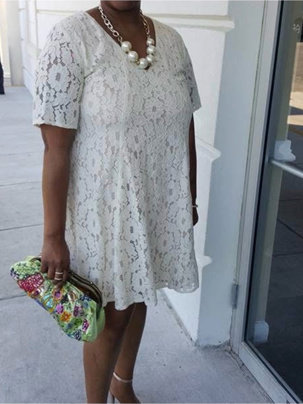 Julian Taylor Cream Lace V-Neck Short Sleeve Dress